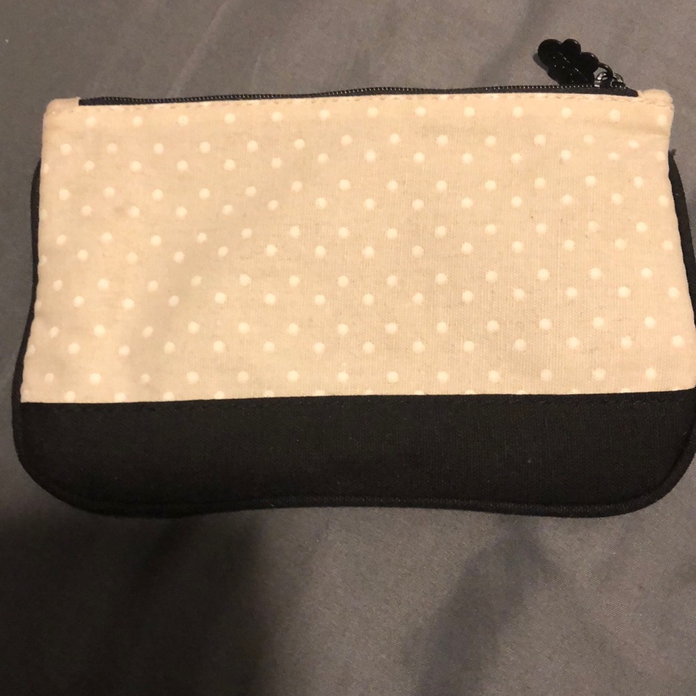 Ipsy bag - Picture 2 of 2